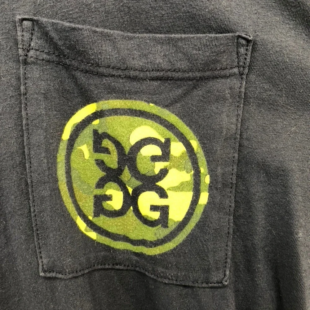 G/FORE T-Shirt Mens Medium Navy Blue Camo Skull Pocket Chileno Bay Resort Tee